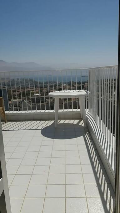 נוף למפרץ Apartamento Eilat Exterior foto